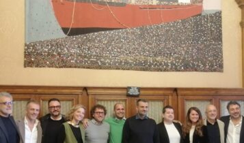 Presentata a Palazzo Città a Bari la decima edizione de "le strade di San Nicola", uno spettacolo benefico al Petruzzelli