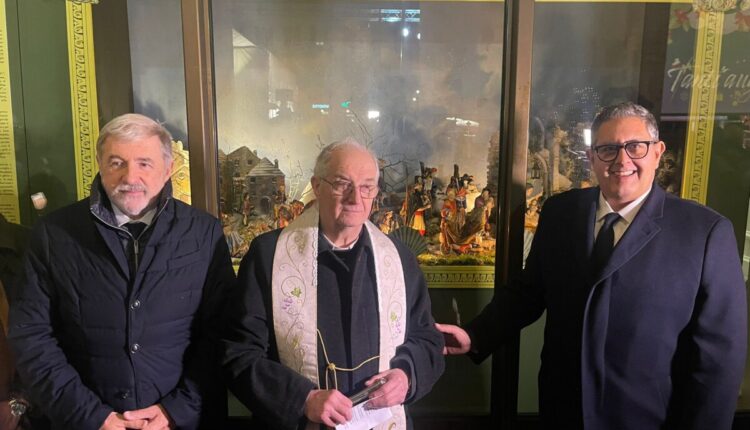 Inaugurato presepe al piano terra del palazzo di regione Liguria