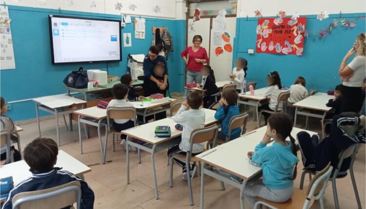 Catania, ambiente, progetto Green Village per imparare a scuola a differenziare i rifiuti