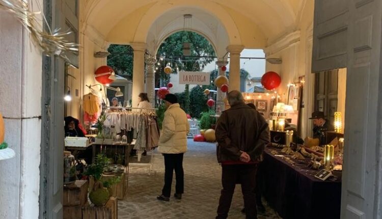 Pesaro, ultimo weekend con la creatività degli artigiani in mostra a "La Bottega" di Palazzo Gradari