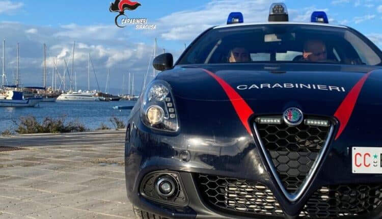 Pachino (Siracusa): 47enne tunisino ai domiciliari trovato a passeggio per le vie del centro, arrestato.