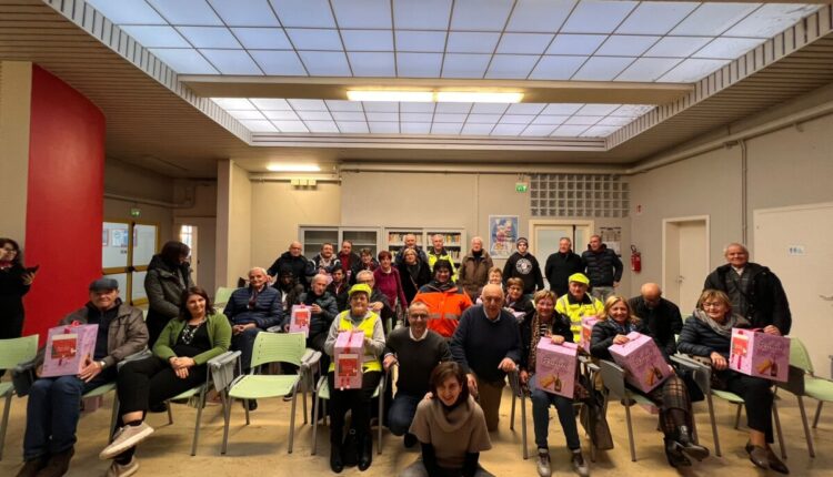 Pesaro: il sindaco Matteo Ricci e l'assessore all'operatività Enzo Belloni hanno fatto visita ai "nonni vigili"