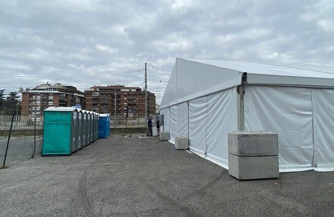 Roma, accoglienza senza dimora, pronta tensostruttura ad Ostiense