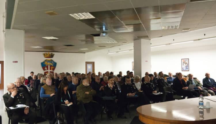 I carabinieri del comando provinciale di Milano incontrano i comitati di quartiere della città di Milano.