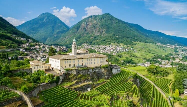 Sondrio: il Ligari d'argento 2023 assegnato a Gemma Simonini, una vita spesa per gli altri.