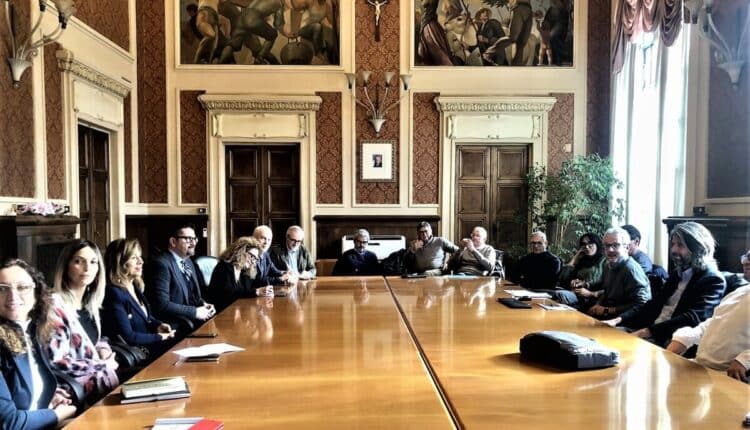 Ancona: sversamenti a mare, presentato il progetto definitivo per eliminarli.