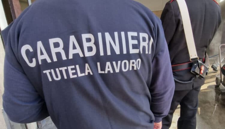 Ragusa: controlli aziende agricole, cantieri edili, ristoranti, RSA. Violazioni di visita medica e trovati lavoratori in nero, scattano raffiche di denunce.