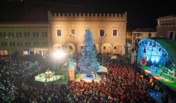 Pesaro, il CaterCapodanno accende l'anno della capitale italiana della cultura 2024
