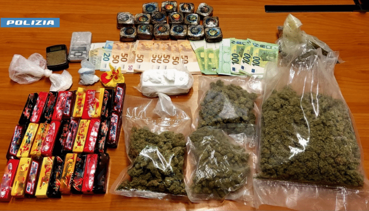 Milano, 6 kg di hashish e 3,5 di marijuana e 760 grammi di cocaina in casa: la Polizia di Stato arresta quattro uomini