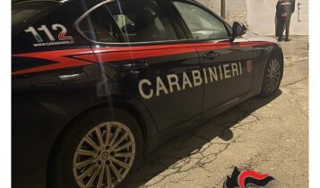 Rete di spaccio e traffico di sostanze stupefacenti pluriaggravato. Intensificazione dei controlli, poi arresto da parte dei Carabinieri