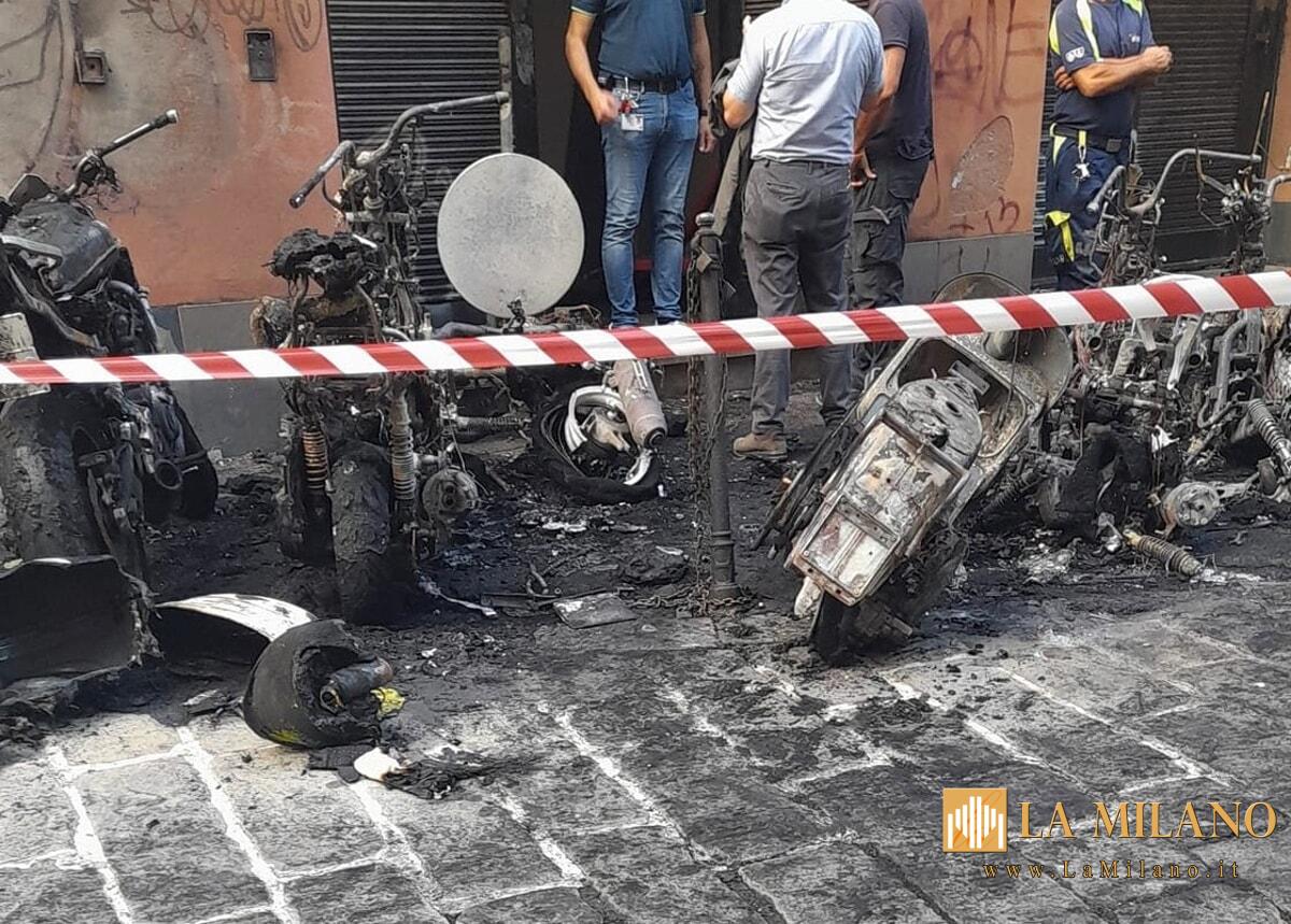 Genova: incendio a motoveicoli in Stradone Sant'Agostino, due arresti.
