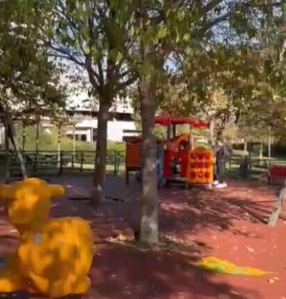 Catania, ambiente, sei nuove bambinopoli consegnate per i giochi dei più piccoli