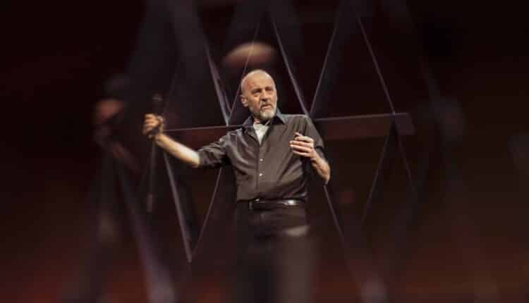 Verona, grande teatro. Il 2024 si apre con Marco Paolini, in scena "Sani! teatro tra parentesi"