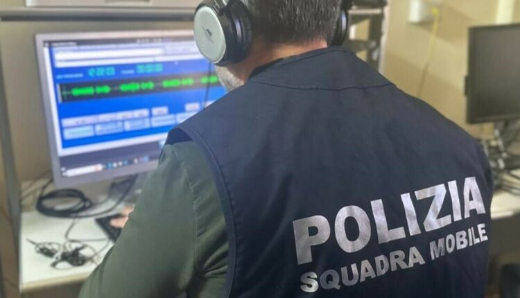 Napoli: 43enne napoletano rintracciato dalla Polizia di Stato, dovrà scontare oltre 6 anni di reclusione per furto aggravato.