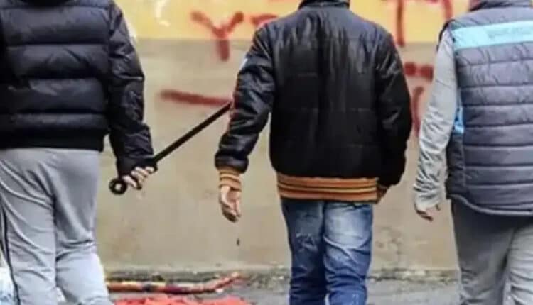 Novara: La Polizia di Stato indaga 5 italiani per lesioni personali, minacce e discriminazione razziale.