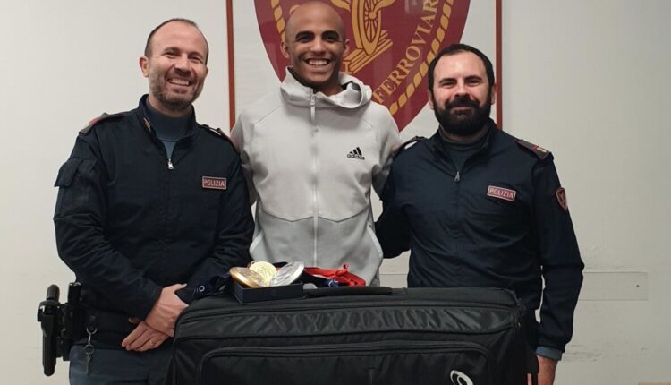 Roma: attività della Polizia Ferroviaria nell'ultima settimana, 3 arresti, 14 denunce in stato di libertà, recuperate e restituite alcune medaglie ad un atleta olimpico.