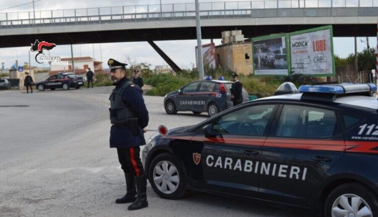 Rosolini: due denunce dai Carabinieri e oltre 1100 euro di sanzioni per violazioni al codice della strada.