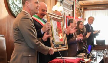 Trieste, conferita la Cittadinanza Onoraria alla Brigata Sassari nel corso di una cerimonia ospitata nella sala del Consiglio Comunale