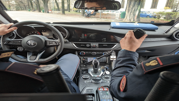 Novara: donna ugandese litiga con la figlia che spesso la minaccia. Arrestata la ragazza per resistenza a Pubblico Ufficiale