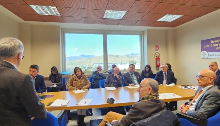 Calabria, incontri Centri per l'impiego e politiche del lavoro. Nuovi strumenti messi in campo da Governo e regione