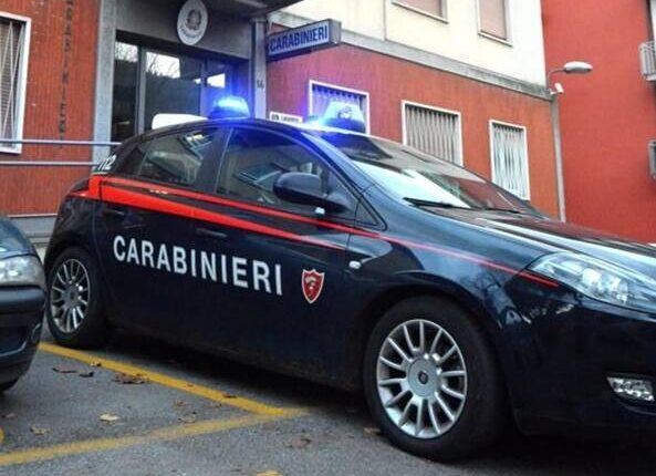 Castelnuovo di Garfagnana, truffa un'anziana fingendosi un Carabiniere. L'uomo è stato individuato e denunciato