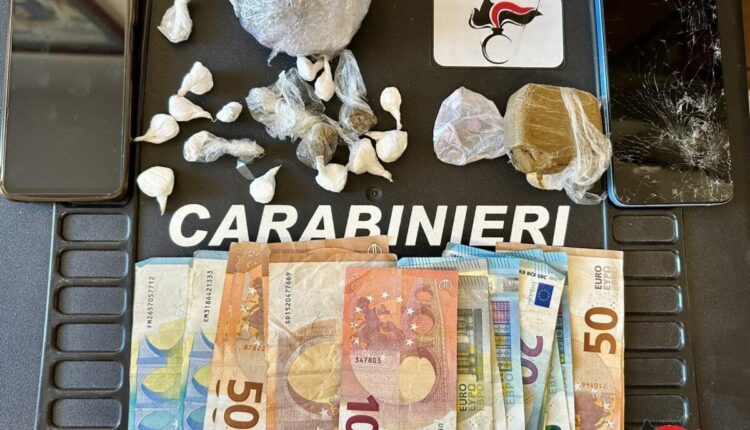 Livorno. Prevenzione e repressione dello spaccio di stupefacenti. Arrestato un 32enne livornese e un 37enne marocchino.