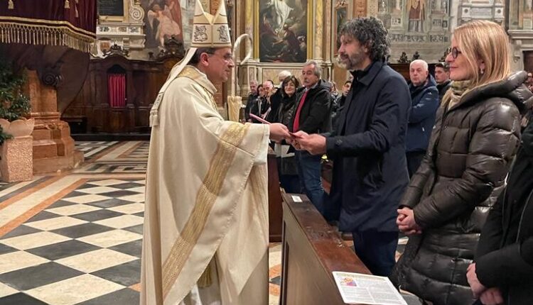 Verona, il sindaco Damiano Tommasi riceve il messaggio del Papa. Inizia l'anno all'insegna della pace