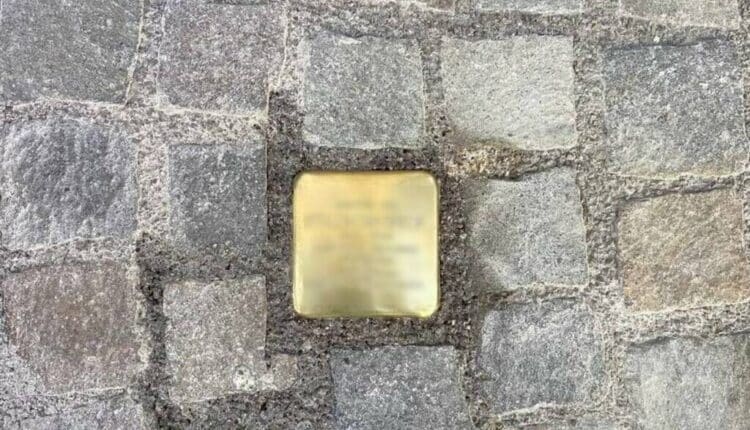 La Spezia, svelamento Pietro d’inciampo