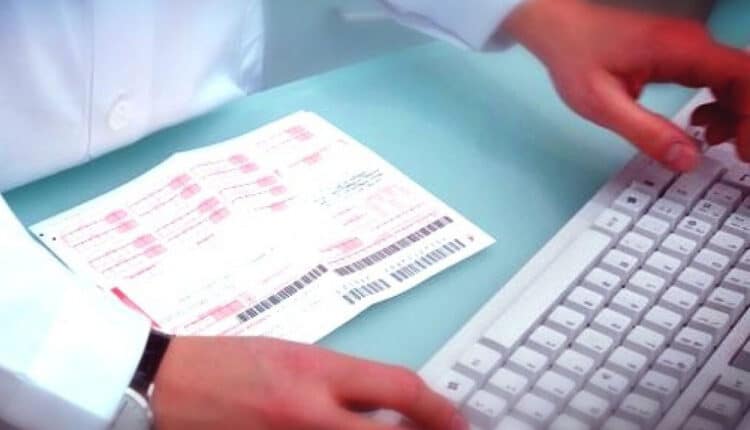 Emilia-Romagna, esenzione ticket per visite ed esami, rinnova il sostegno ai cittadini delle fasce deboli, in situazioni di crisi o residenti nei Comuni del sisma 2012.