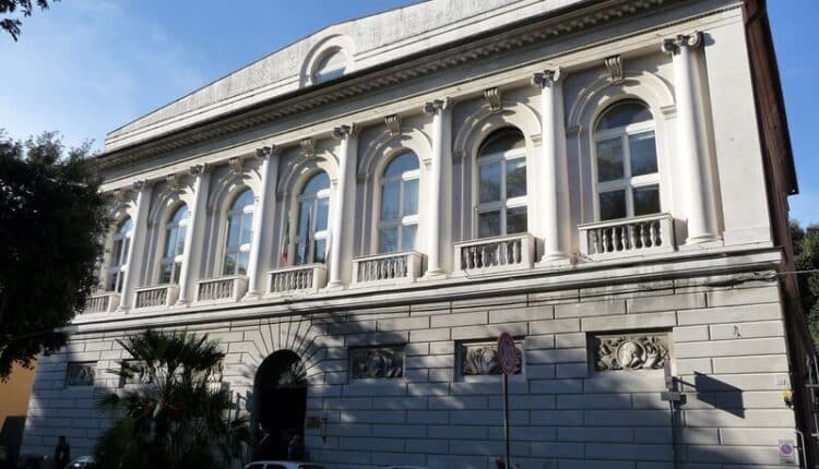 Genova: un maggiorenne e due minorenni effettuano tre rapine in una sola notte. Emessa la misura cautelare di "Permanenza in Casa".