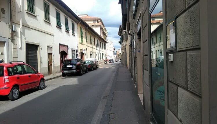 Firenze: sorpreso all'interno di un appartamento in via Pisana. Arrestato per furto 30enne marocchino.