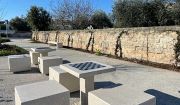 Bari, inaugurata la nuova area verde in via delle Murge e l'intervento di greening con una piccola area ludica a Parco Gentile