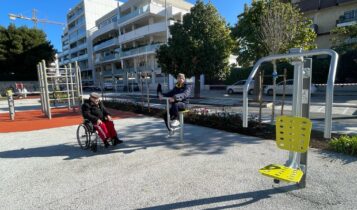 Bari, inaugurata la nuova area verde in via delle Murge e l'intervento di greening con una piccola area ludica a Parco Gentile