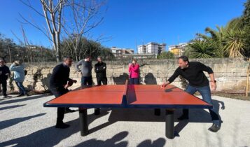 Bari, inaugurata la nuova area verde in via delle Murge e l'intervento di greening con una piccola area ludica a Parco Gentile