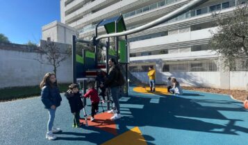 Bari, inaugurata la nuova area verde in via delle Murge e l'intervento di greening con una piccola area ludica a Parco Gentile