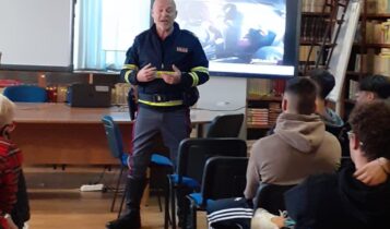 Terracina, incontro della Polizia di Stato con gli studenti dell'Istituto "Leonardo Da Vinci". Si è tenuta la Giornata sulla sicurezza stradale per sensibilizzare le nuove generazioni