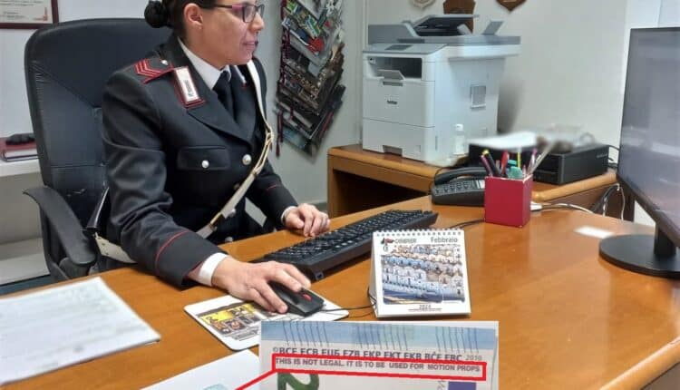 Bologna, fa il pieno alla macchina  e paga con banconota falsa. Automobilista denunciato dai Carabinieri