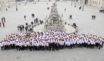 Trieste, inaugurate in piazza Unità le celebrazioni per i 270 anni dell'Istituto Nautico, alla presenza il sindaco Roberto Dipiazza