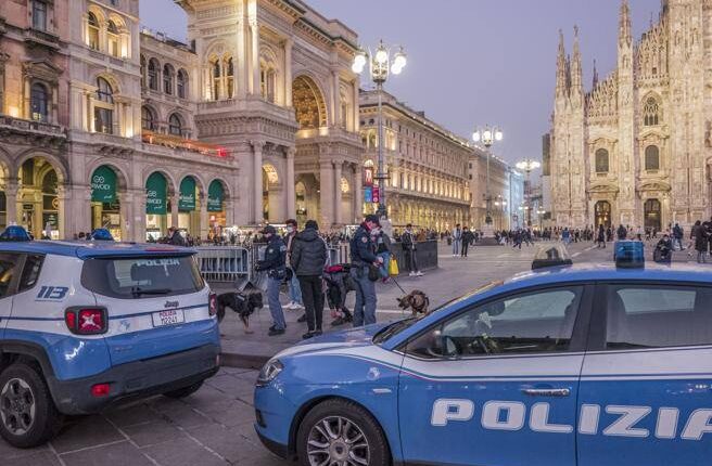 Milano, la insegue e le manda messaggi perchè vuole sposarla senza aver avuto alcuna relazione sentimentale. Espulso cittadino egiziano per morivi di ordine pubblico.