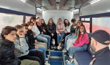 Terracina, incontro della Polizia di Stato con gli studenti dell'Istituto "Leonardo Da Vinci". Si è tenuta la Giornata sulla sicurezza stradale per sensibilizzare le nuove generazioni