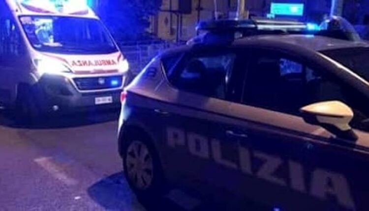 Anzio, uomo aggredito e accoltellato nei pressi di un bar. Due misure cautelari applicate a due ragazzi, un maggiorenne ed un minorenne, indiziati per il reato di omicidio e lesioni aggravate.