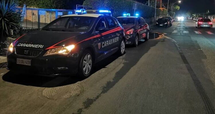 Ragusa: controlli straordinari dei Carabinieri nei comuni di Vittoria e Acate per contrasto ai delitti contro il patrimonio. Una persona arrestata e due denunciate in stato di libertà per ricettazione.