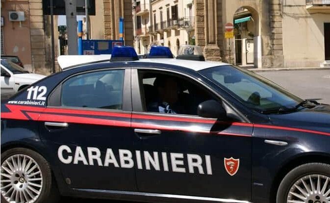 Castelvetrano (TP), evade dai domiciliari per andare a rubare denunciata una 37enne