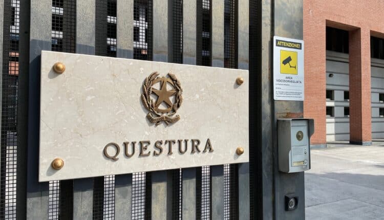 Lecco: il Questore emette 2 "DASPO WILLY" rispettivamente per la durata di anni 2 ed anni 1.