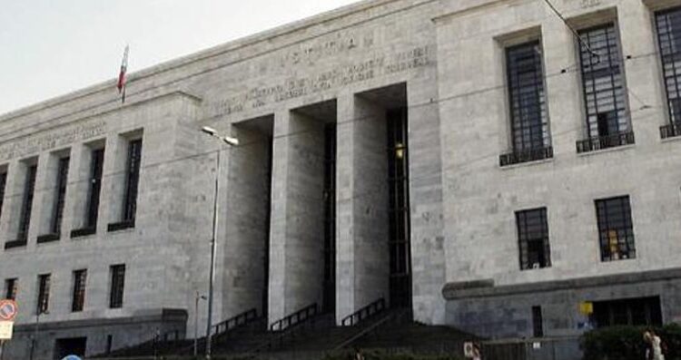 Lissone: arrestato 36enne italiano condannato per rapina e porto abusivo di armi.