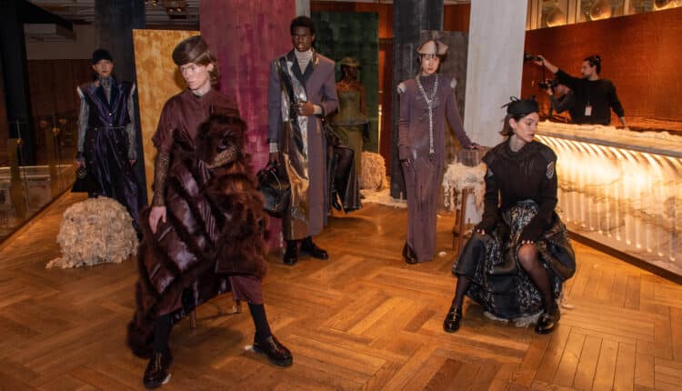 Viviers, il marchio eco-sostenibile, celebra l'Autunno-Inverno 2024-2025 a Milano Cordusio per la Milano Fashion Week