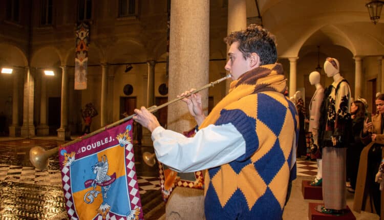 LaDoubleJ trasporta la moda nel Rinascimento con la sua collezione ispirata al periodo d'oro dell'arte e della cultura italiana