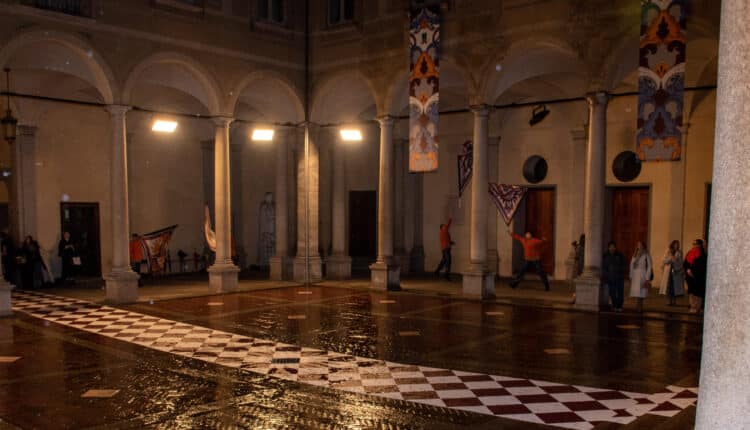 LaDoubleJ trasporta la moda nel Rinascimento con la sua collezione ispirata al periodo d'oro dell'arte e della cultura italiana