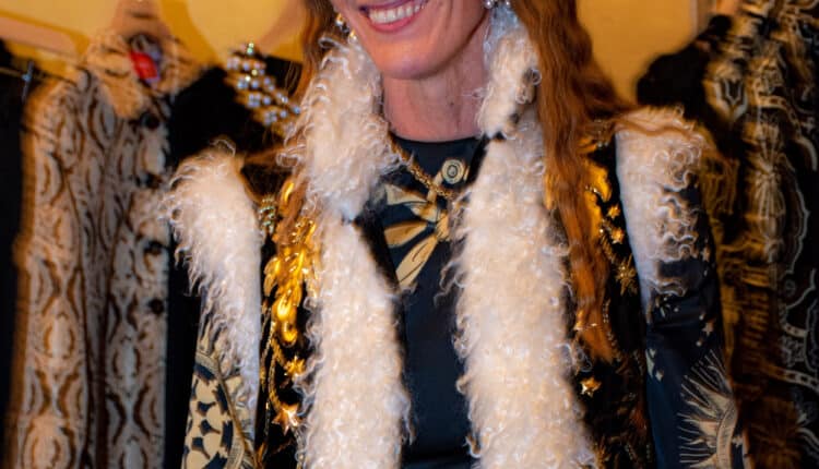 LaDoubleJ trasporta la moda nel Rinascimento con la sua collezione ispirata al periodo d'oro dell'arte e della cultura italiana