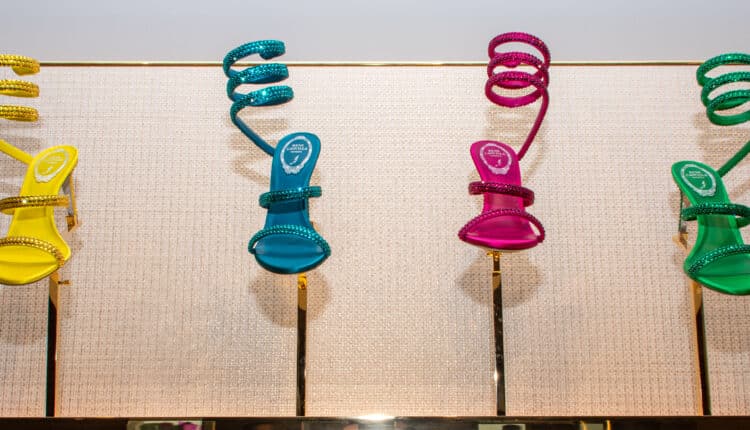 Milano Fashion Week: Eleganza e Artigianato Italiano alla Nuova Collezione di René Caovilla Fa Scintille a Milano.